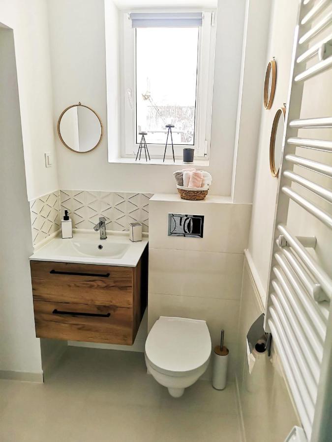 Апартаменти Apartament Celebrity Лєшна Екстер'єр фото